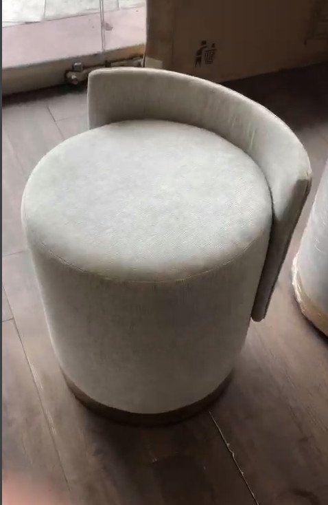 ghế đôn cánh vuông_11